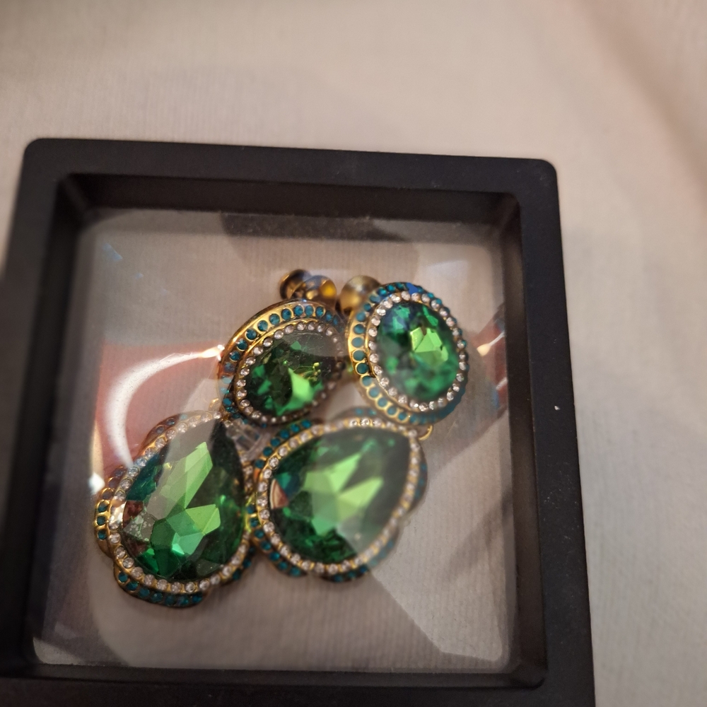 Sassy Jones Emerald and Gold Earrings